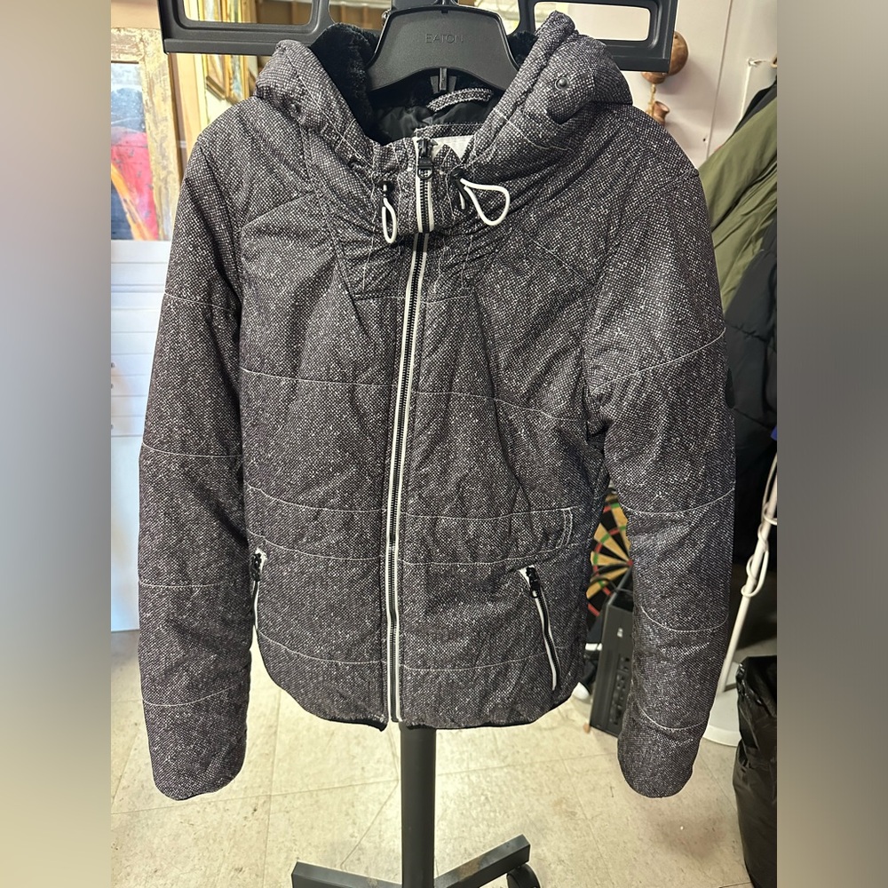 Ladies Bench Jacket - Picture 2 of 6